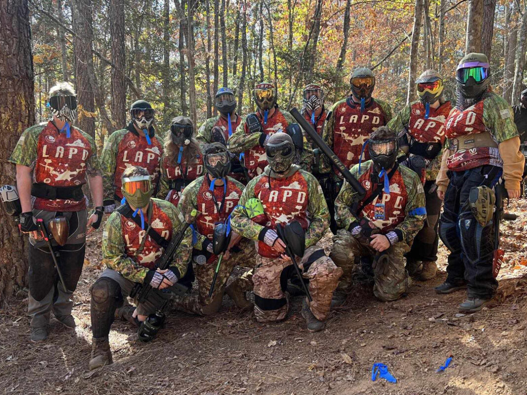 paintball-team-posing-before-play-wear-paintball-uniform-paintball-jerseys